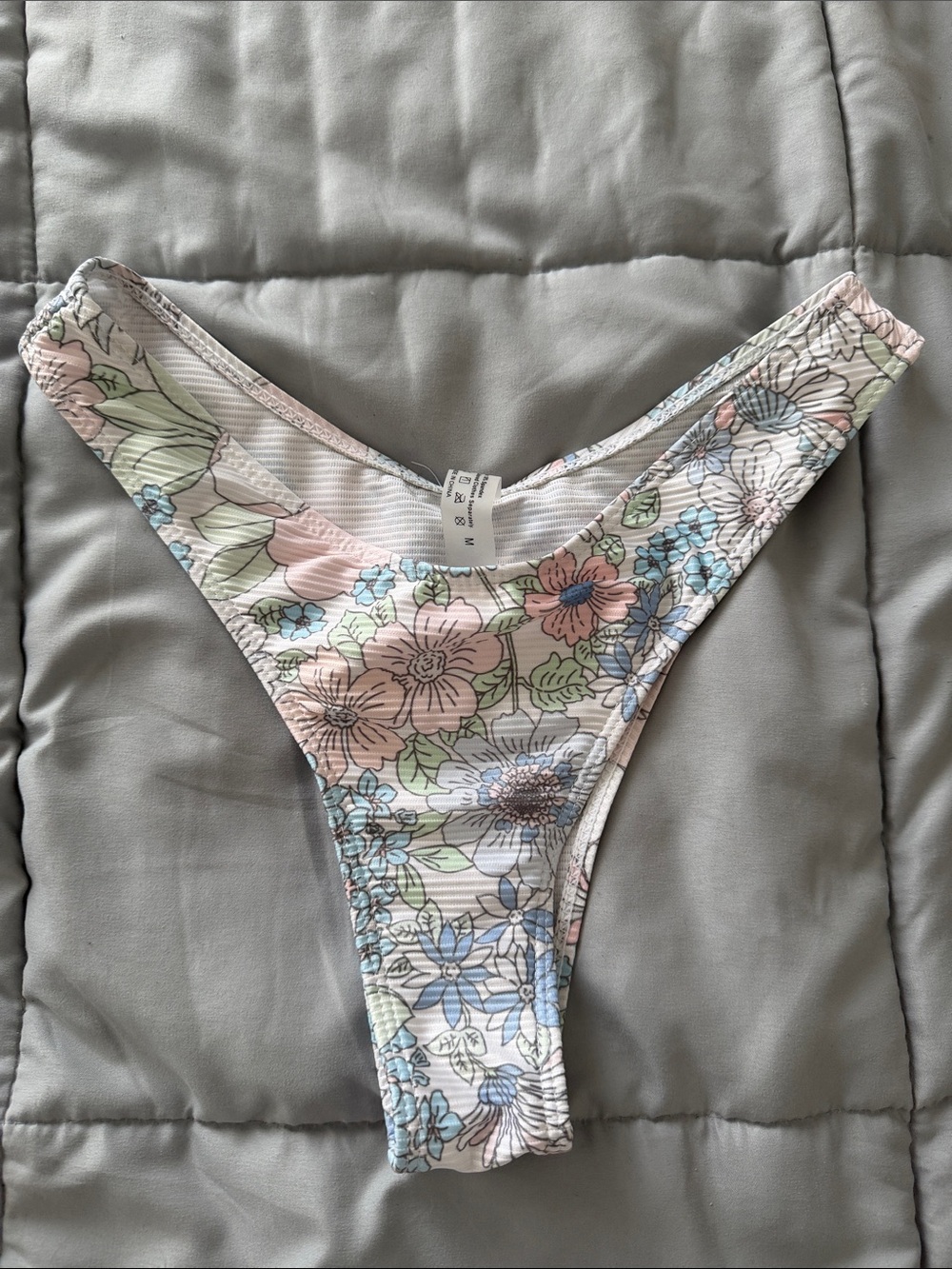 Medium SHEIN floral cheeky bikini bottom